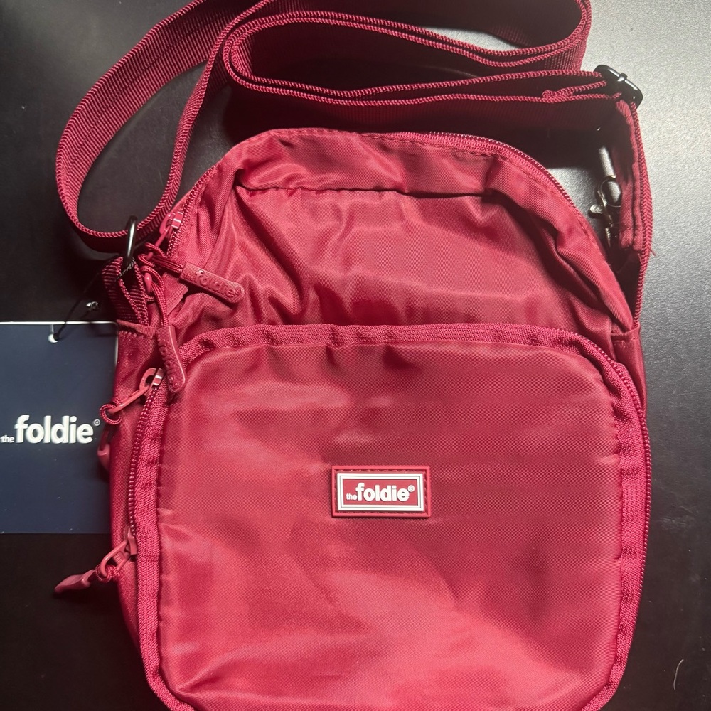 The Foldie Sling Bag-RED